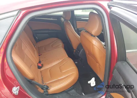 2019 Ford Fusion Titanium z USA, uszkodzony, nr VIN 3FA6P0D96KR152789